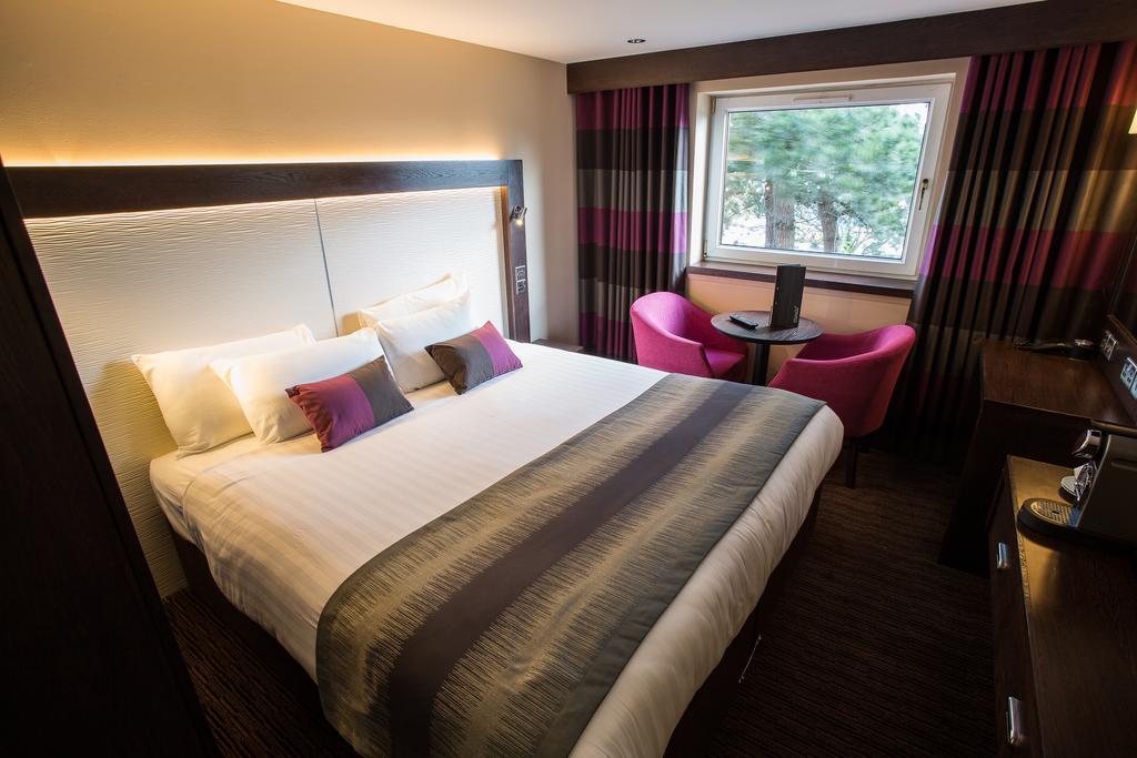 Mondo Hotel Coatbridge Kültér fotó